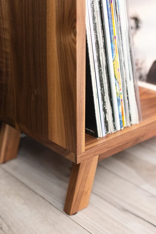 szafka-na-gramofon-i-plyty-winylowe-05.jpg