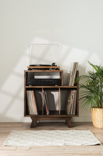 szafka-na-gramofon-i-plyty-winylowe-01-opt.jpg
