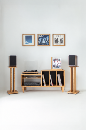 szafka-na-gramofon-i-plyty-winylowe-01.png