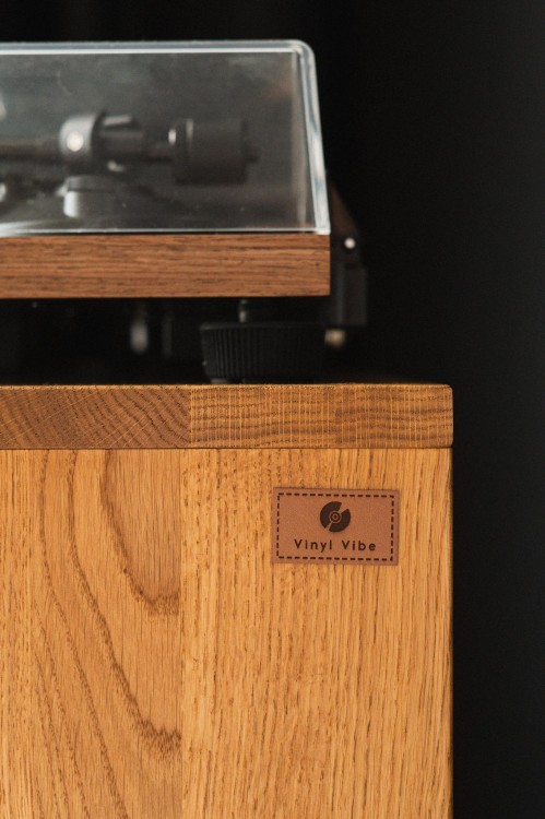 szafka-pod-gramofon-i-plyty-winylowe.jpg