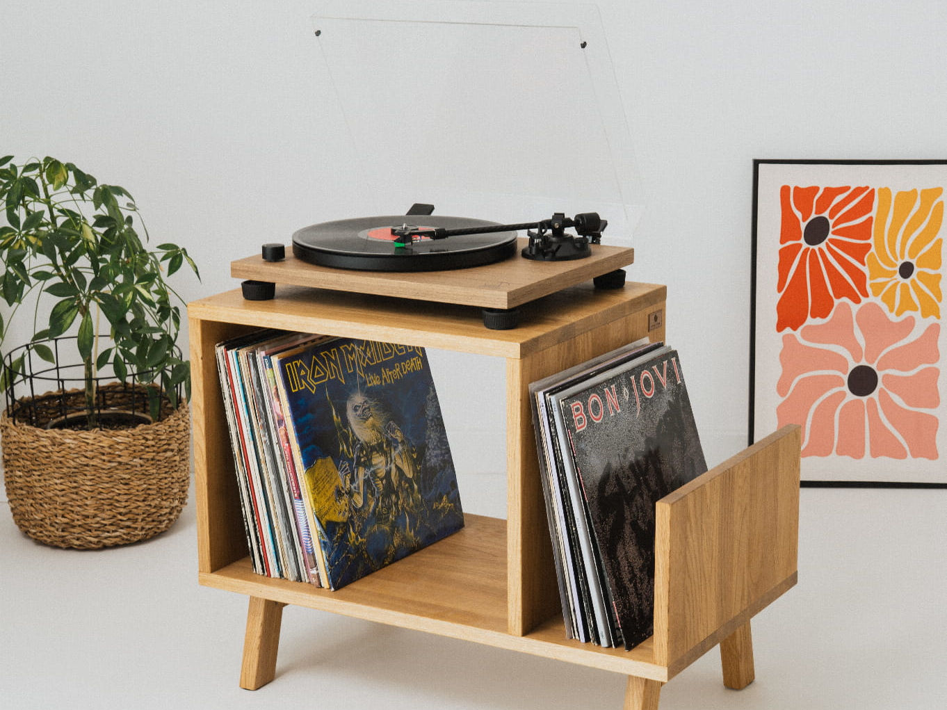 Gramofon krok po kroku – co jest potrzebne i jak go poprawnie podłączyć?